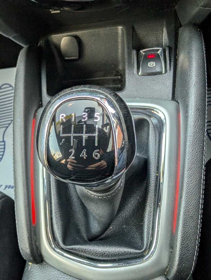 Used Nissan Qashqai 2015 for sale - 77045363: Photo 30