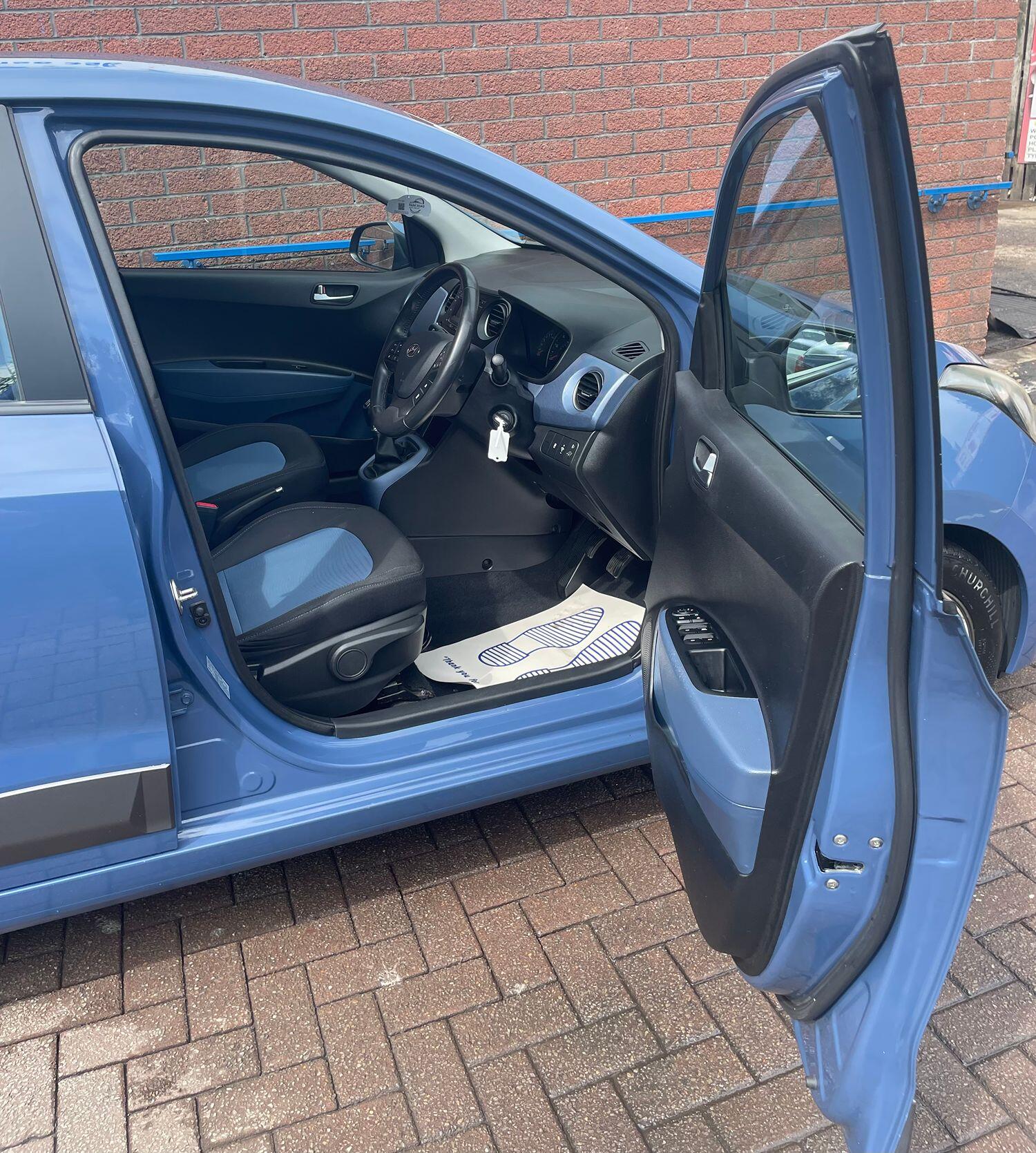 Used Hyundai i10 2014 for sale - 76769114: Photo 11