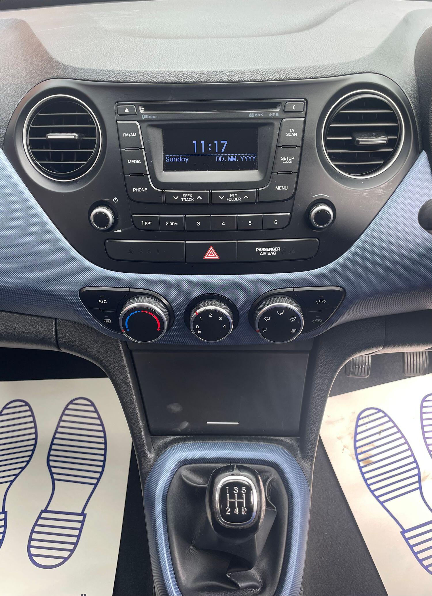 Used Hyundai i10 2014 for sale - 76769114: Photo 15