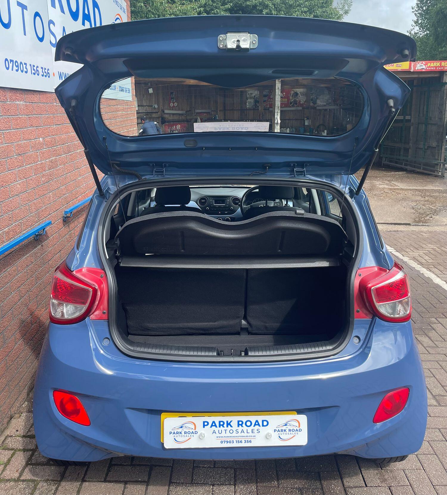 Used Hyundai i10 2014 for sale - 76769114: Photo 5