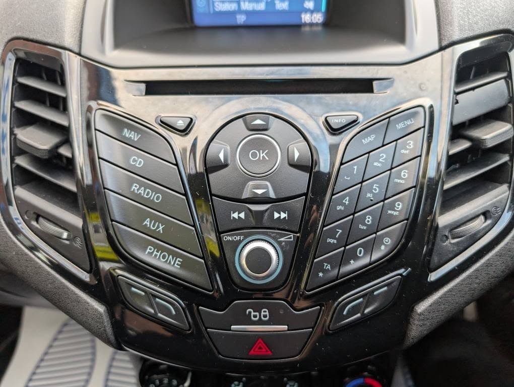 Used Ford Fiesta 2016 for sale - 76769190: Photo 21