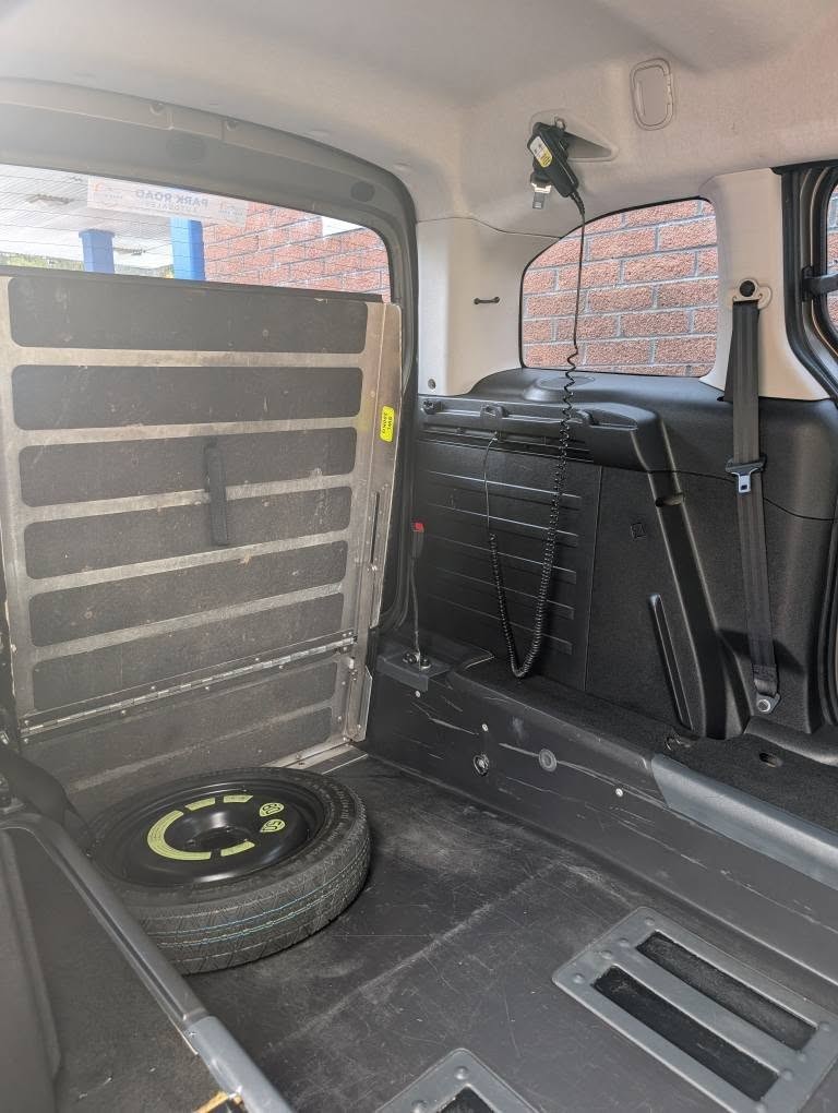 Used Peugeot Partner Tepee 2014 for sale - 76397028: Photo 16