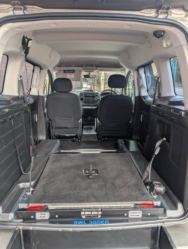 Used Peugeot Partner Tepee 2014 for sale - 76397028: Photo 19