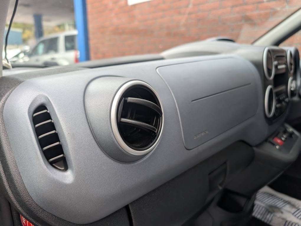 Used Peugeot Partner Tepee 2014 for sale - 76397028: Photo 39