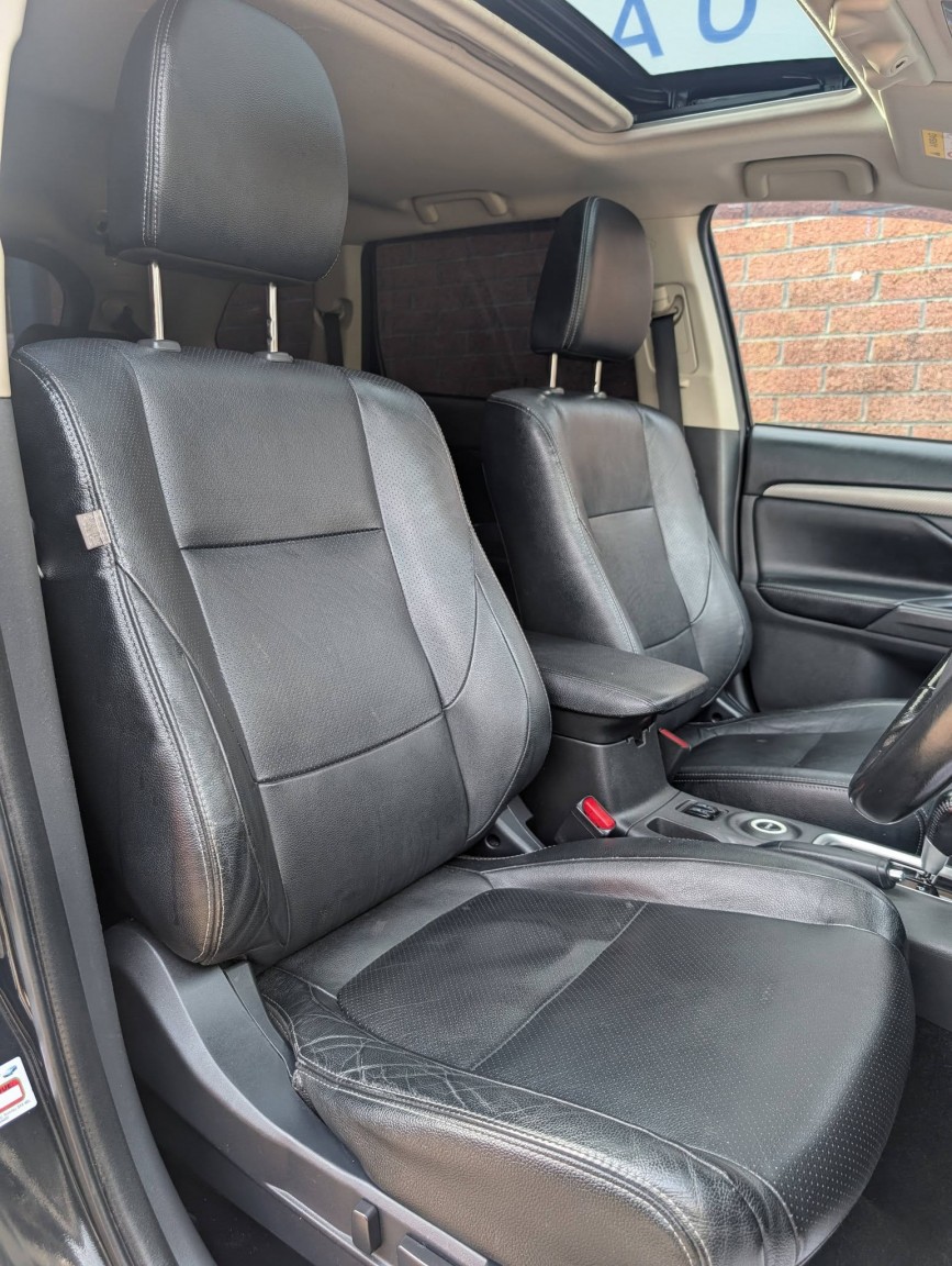 Used Mitsubishi Outlander 2014 for sale - 78077857: Photo 13