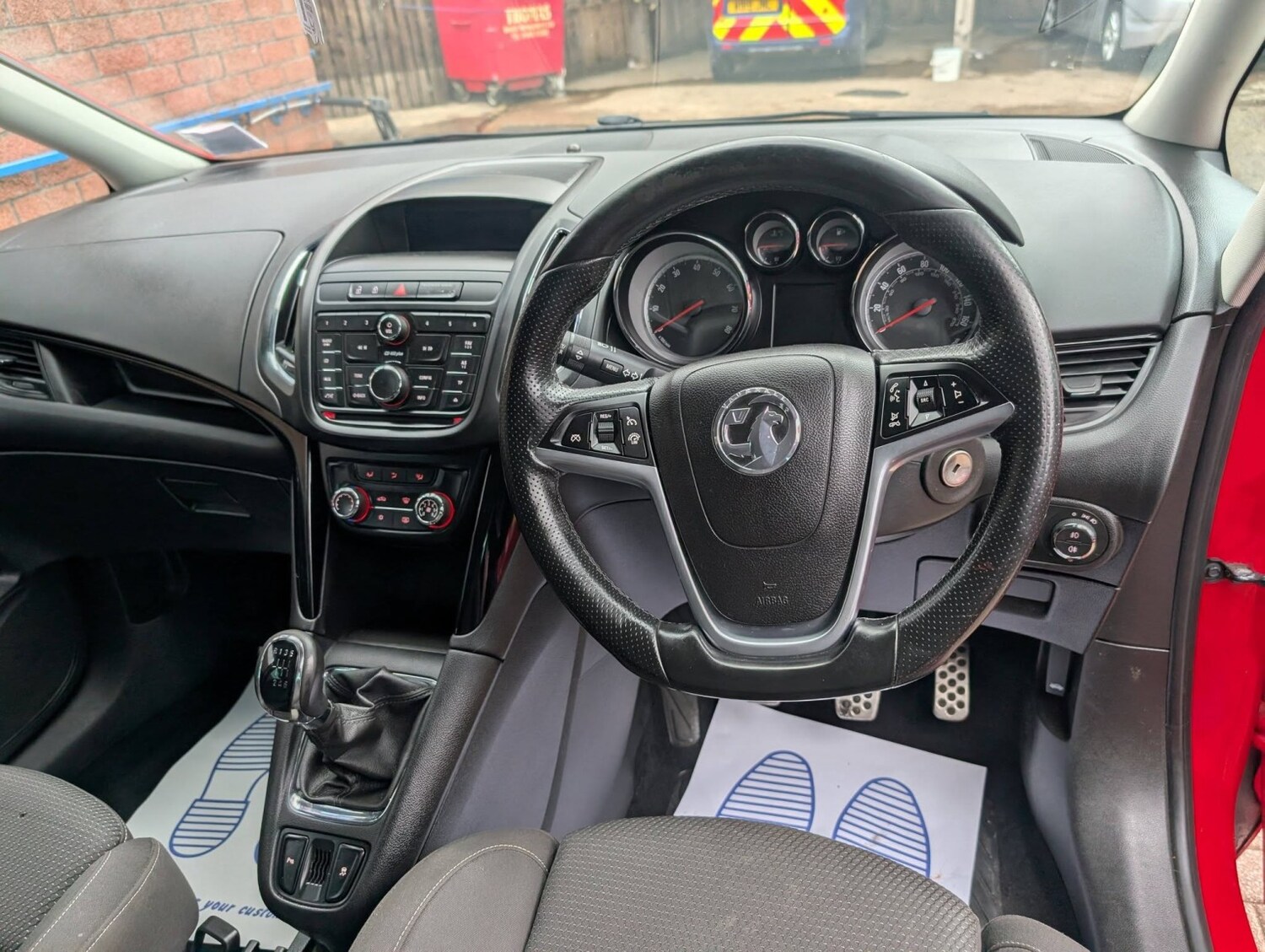 Used Vauxhall Zafira 2015 for sale - 78125205: Photo 27