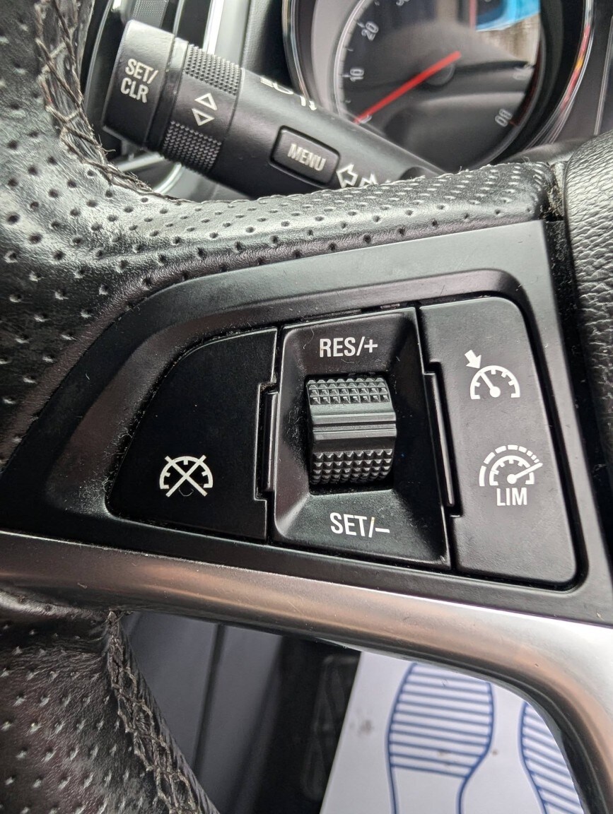 Used Vauxhall Zafira 2015 for sale - 78125205: Photo 28