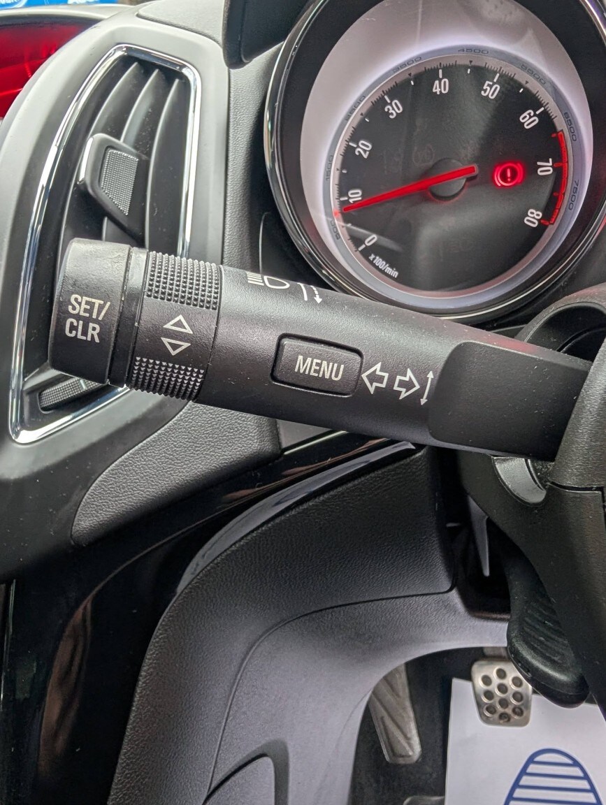 Used Vauxhall Zafira 2015 for sale - 78125205: Photo 31