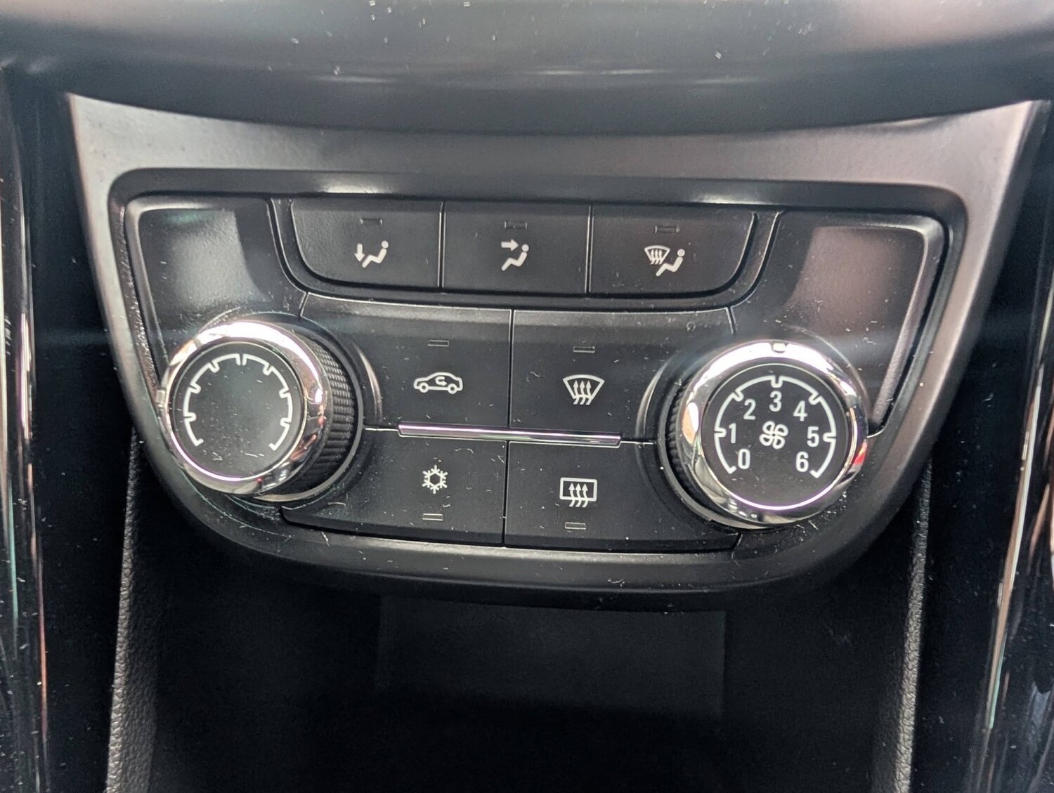 Used Vauxhall Zafira 2015 for sale - 78125205: Photo 36