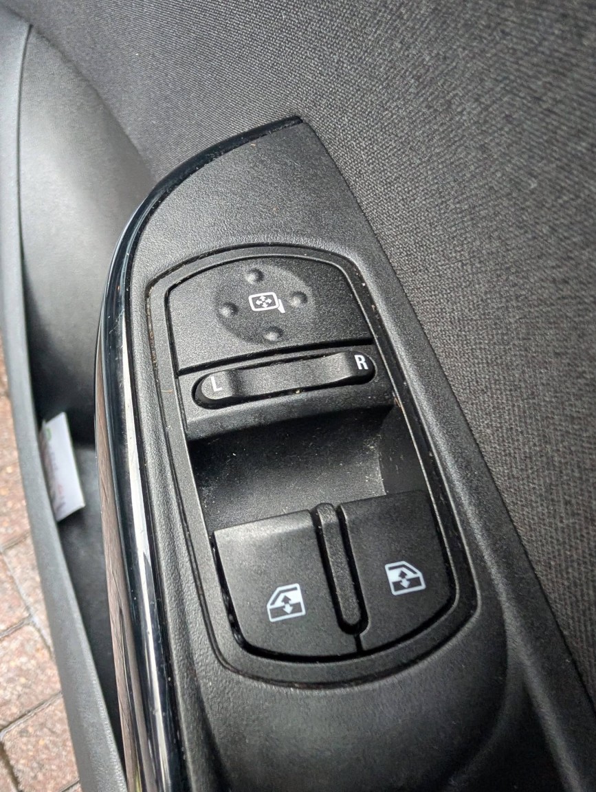 Used Vauxhall Corsa 2018 for sale - 76935350: Photo 16