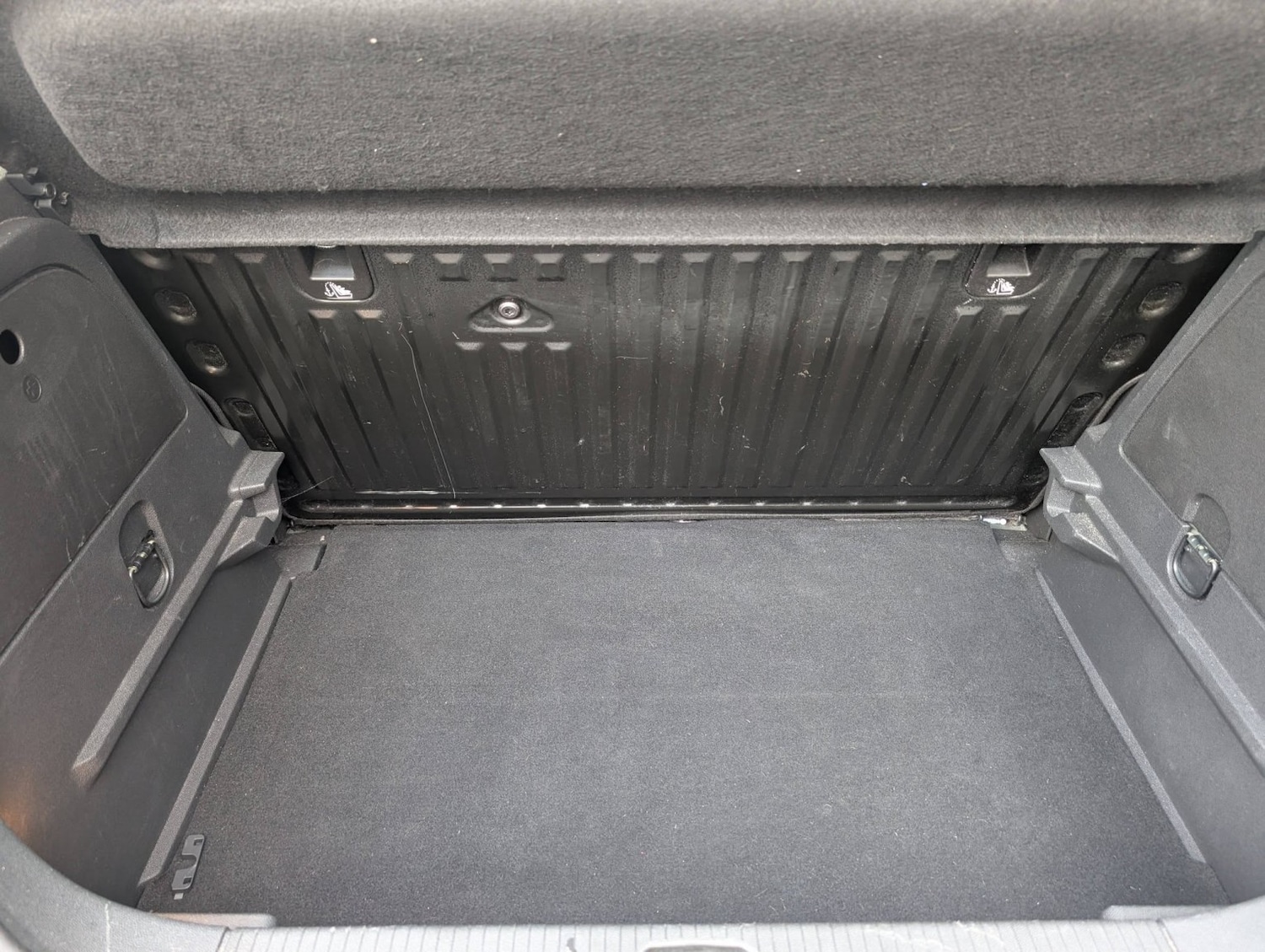 Used Vauxhall Corsa 2018 for sale - 76935350: Photo 32