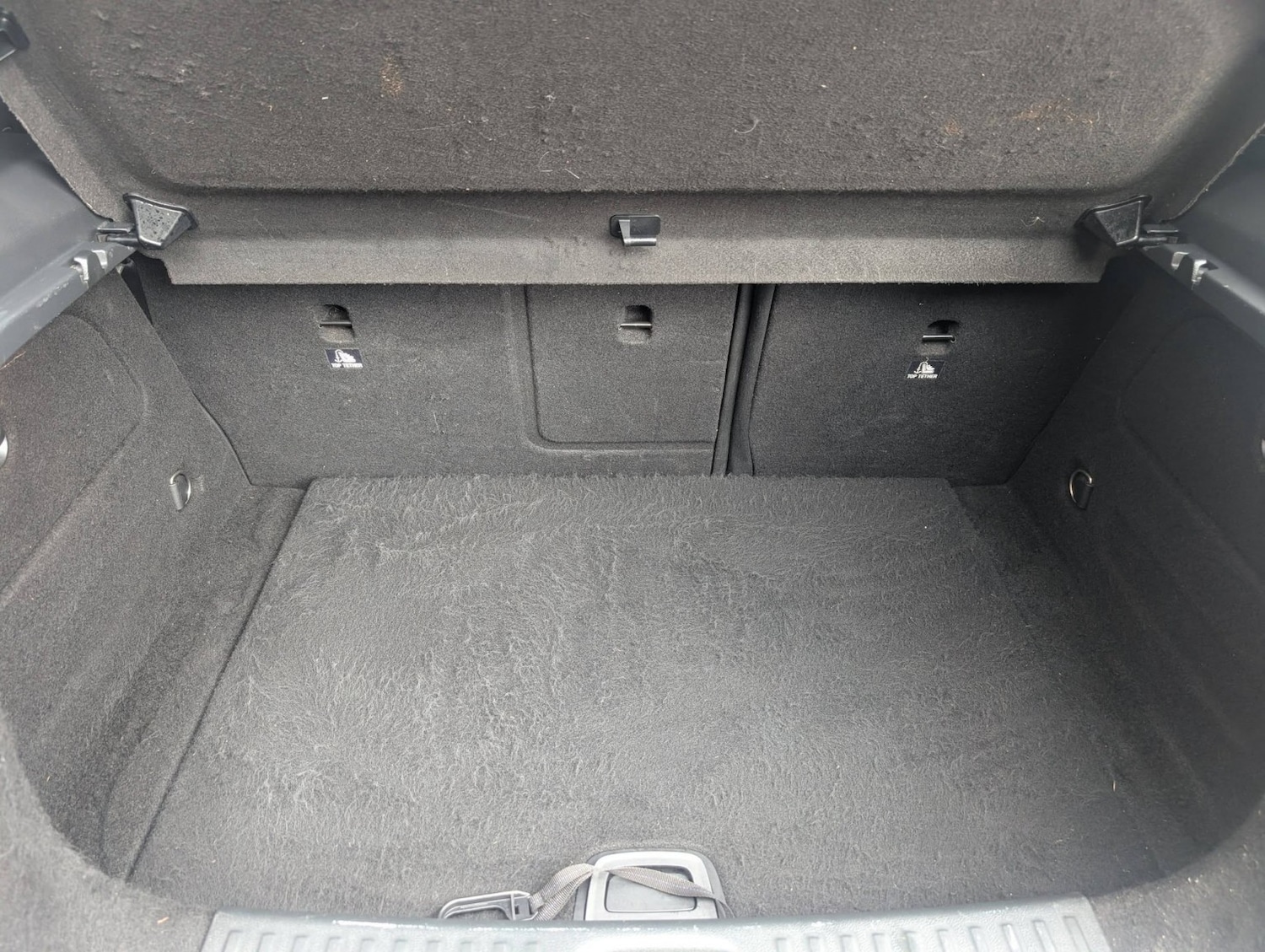 Used Mercedes-Benz A-Class 2015 for sale - 77303738: Photo 46