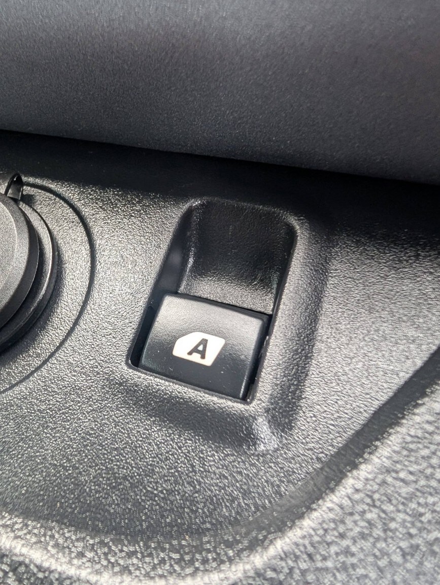 Used Peugeot Partner Tepee 2013 for sale - 77694254: Photo 37