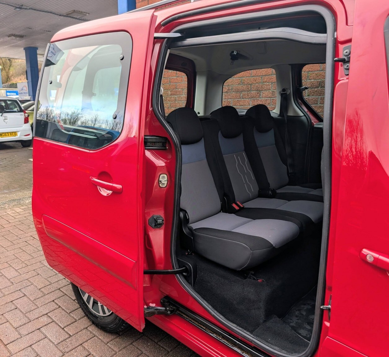 Used Peugeot Partner Tepee 2013 for sale - 77694254: Photo 7