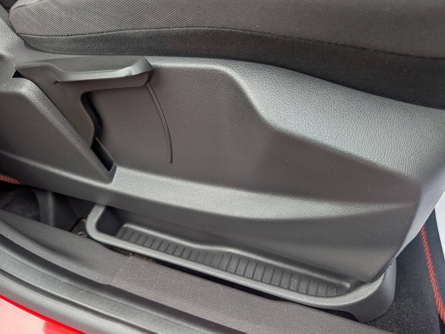 Used Ford C-Max 2017 for sale - 77438398: Photo 24