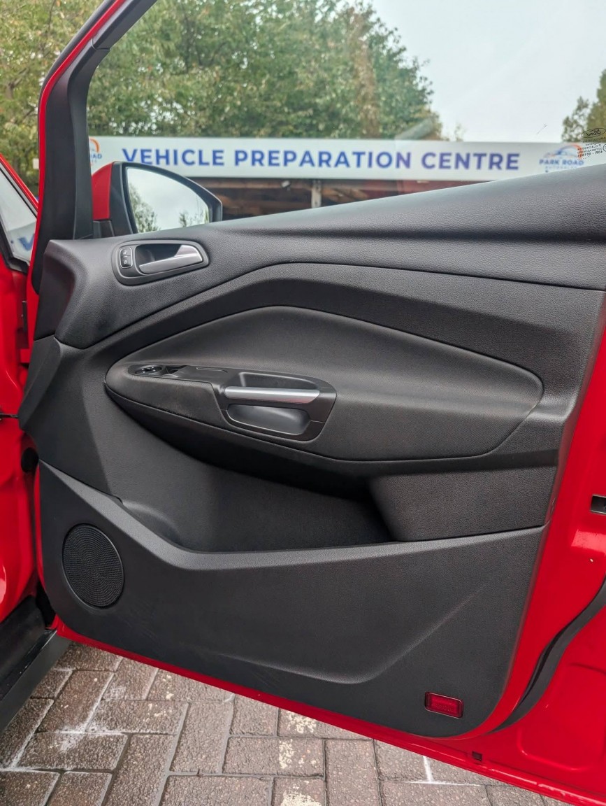 Used Ford C-Max 2017 for sale - 77438398: Photo 25