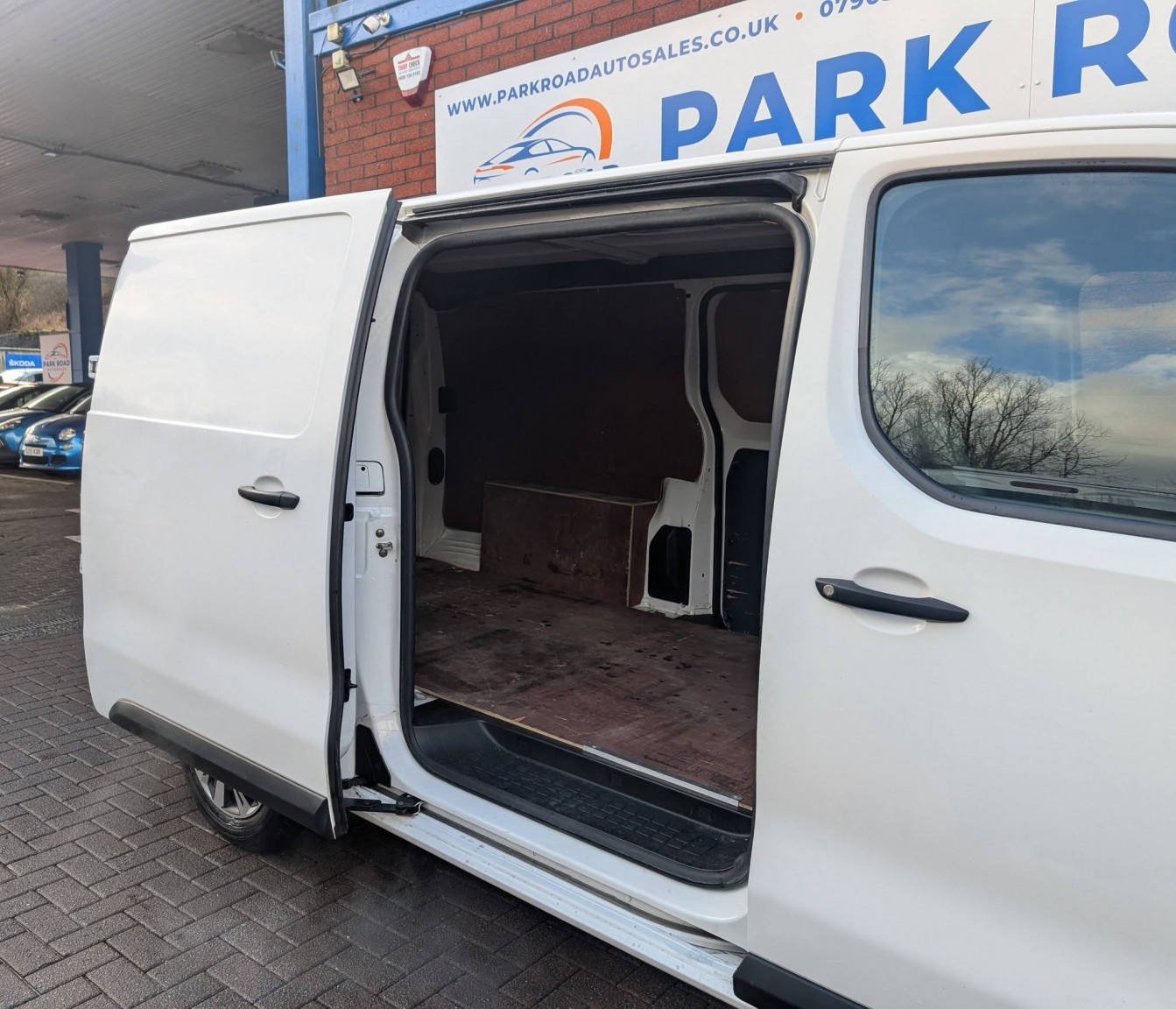 Used Vauxhall Vivaro 2020 for sale - 77438232: Photo 12