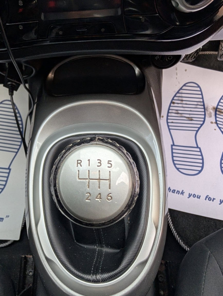 Used Nissan Juke 2016 for sale - 76396989: Photo 27