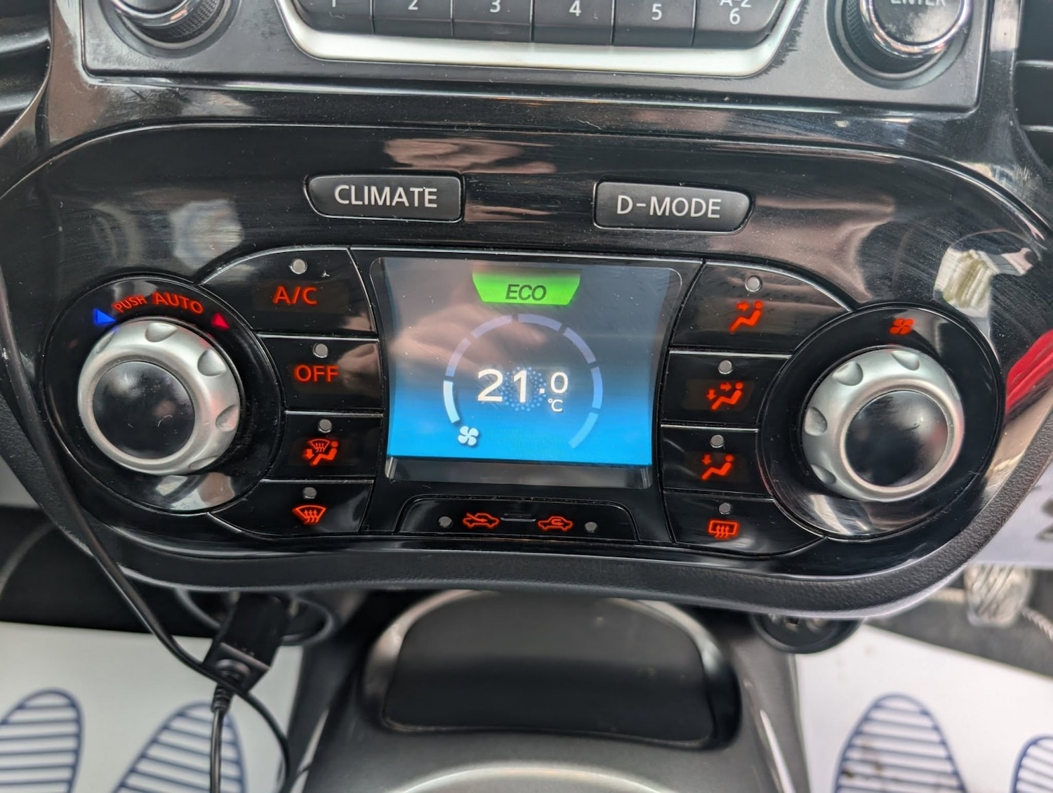 Used Nissan Juke 2016 for sale - 76396989: Photo 35