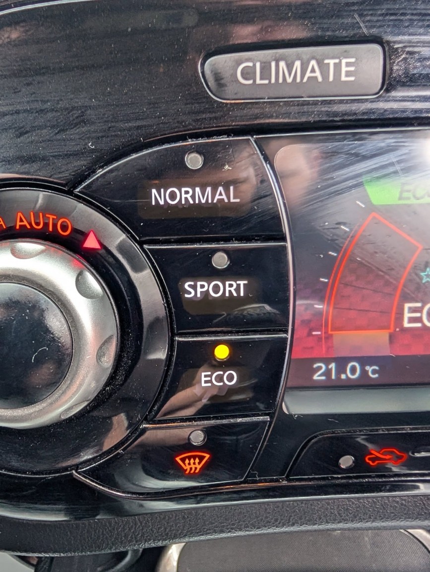 Used Nissan Juke 2016 for sale - 76396989: Photo 37