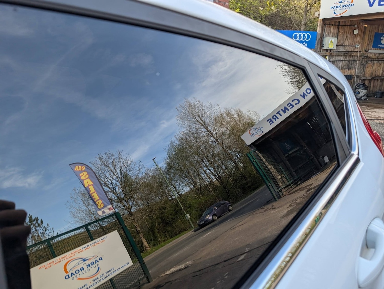 Used Ford Fiesta 2014 for sale - 78176065: Photo 12