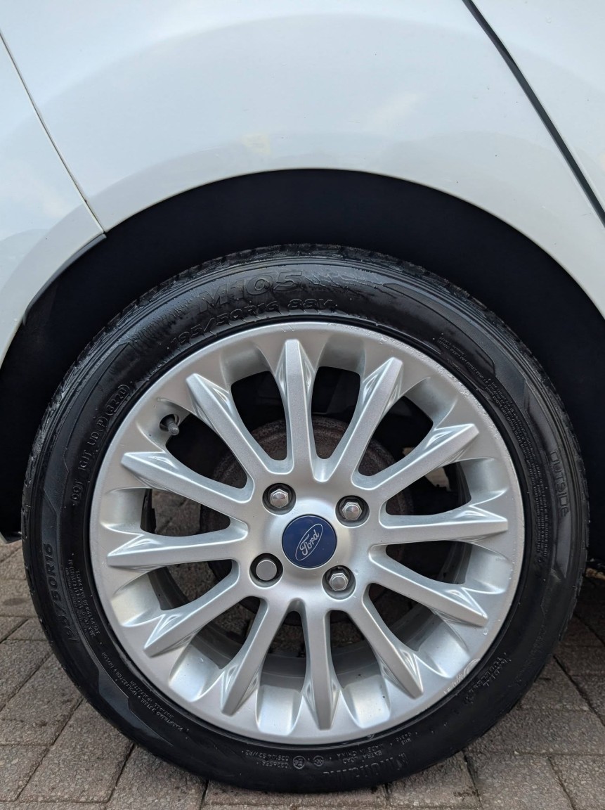 Used Ford Fiesta 2014 for sale - 78176065: Photo 14