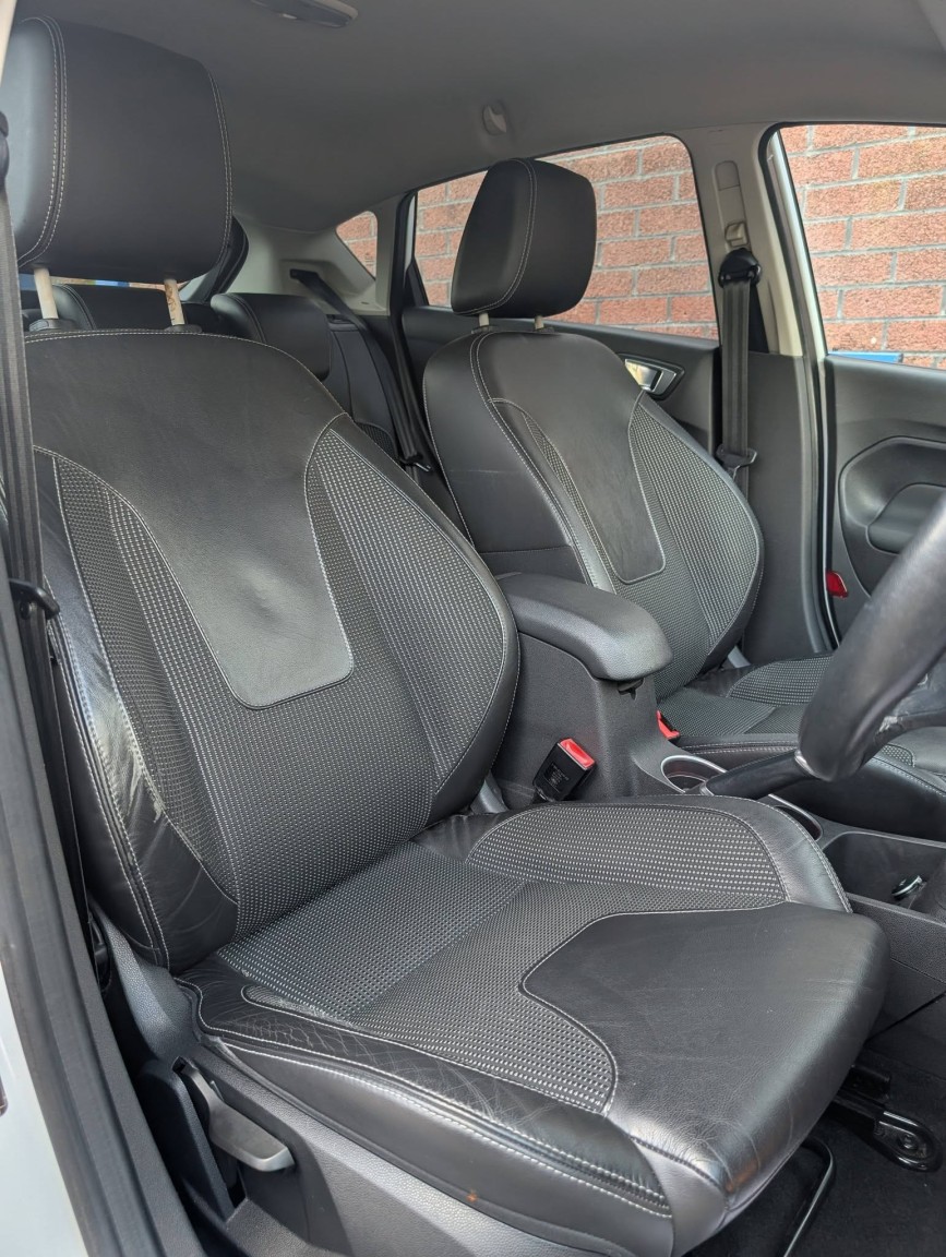 Used Ford Fiesta 2014 for sale - 78176065: Photo 17