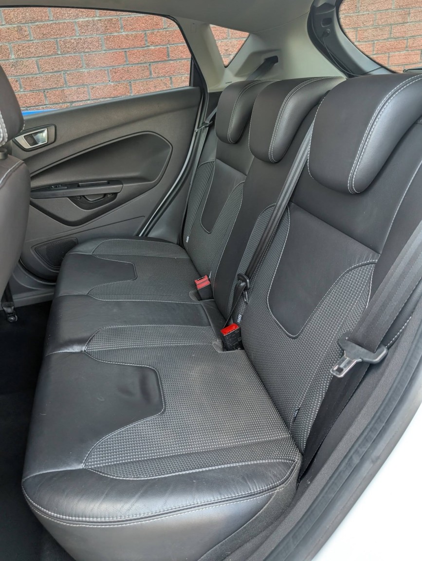 Used Ford Fiesta 2014 for sale - 78176065: Photo 19