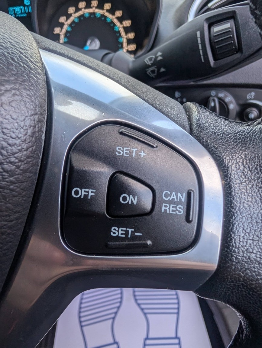 Used Ford Fiesta 2014 for sale - 78176065: Photo 25