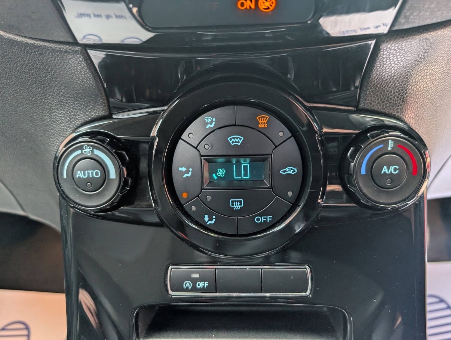 Used Ford Fiesta 2014 for sale - 78176065: Photo 32