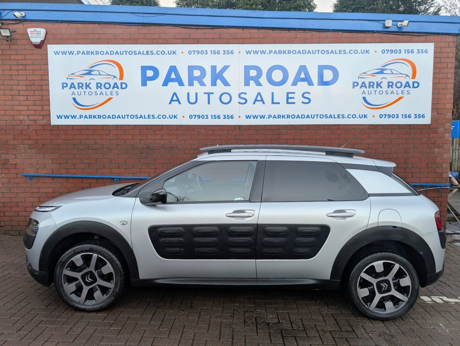 Used Citroen C4 Cactus 2017 for sale - 76785055: Photo 9