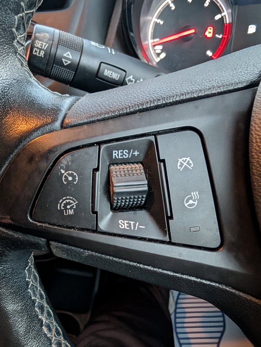 Used Vauxhall Viva 2016 for sale - 76725714: Photo 19