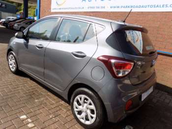Used Hyundai i10 2017 for sale - 74543460: Photo