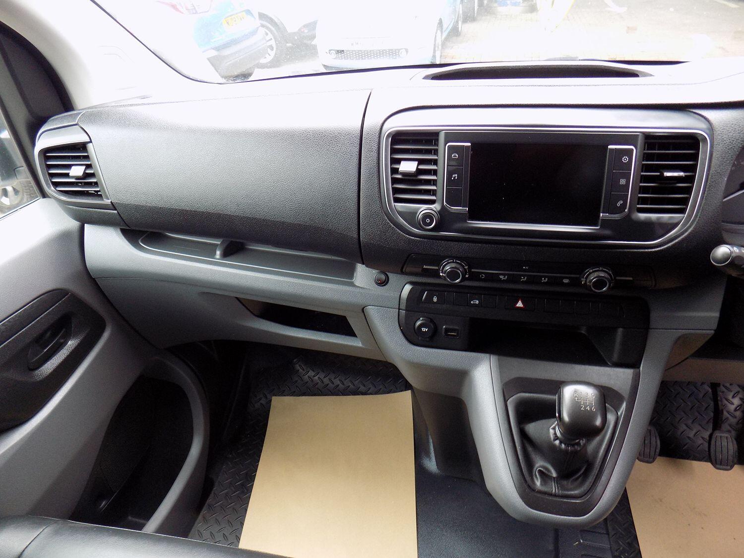 Used Vauxhall Vivaro 2020 for sale - 76935261: Photo 12