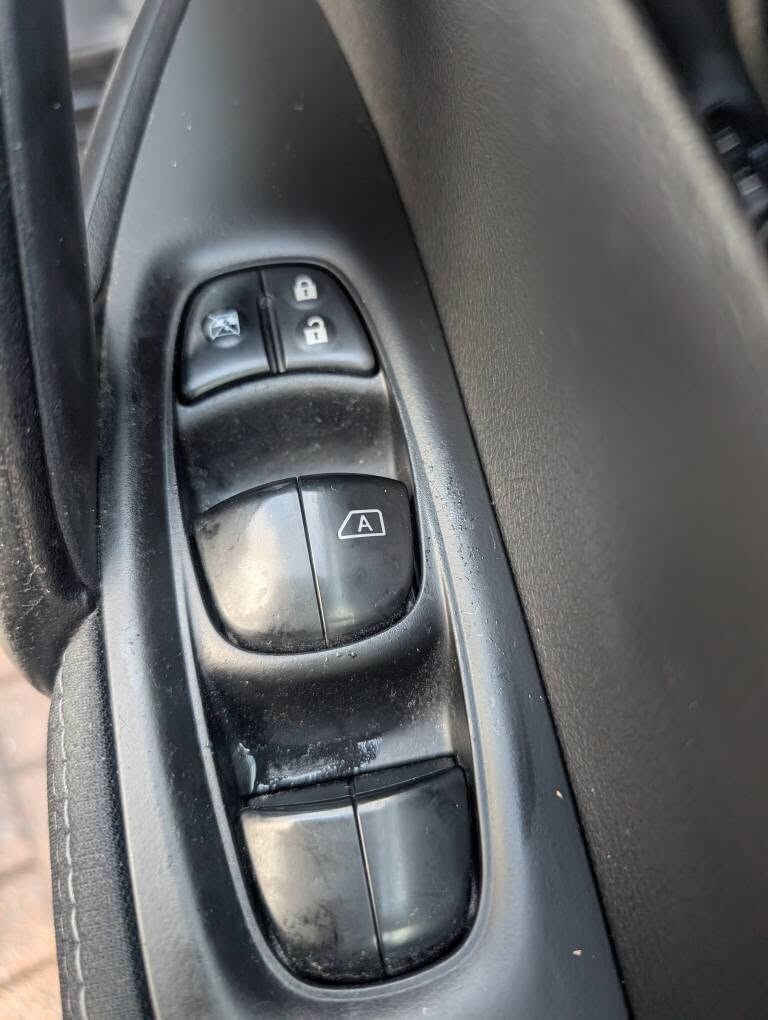 Used Nissan Qashqai 2015 for sale - 76785083: Photo 25