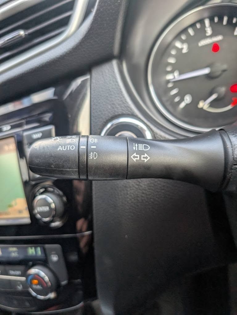 Used Nissan Qashqai 2015 for sale - 76785083: Photo 28