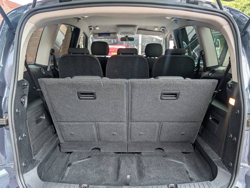 Used Ford S-Max 2014 for sale - 77027872: Photo 20