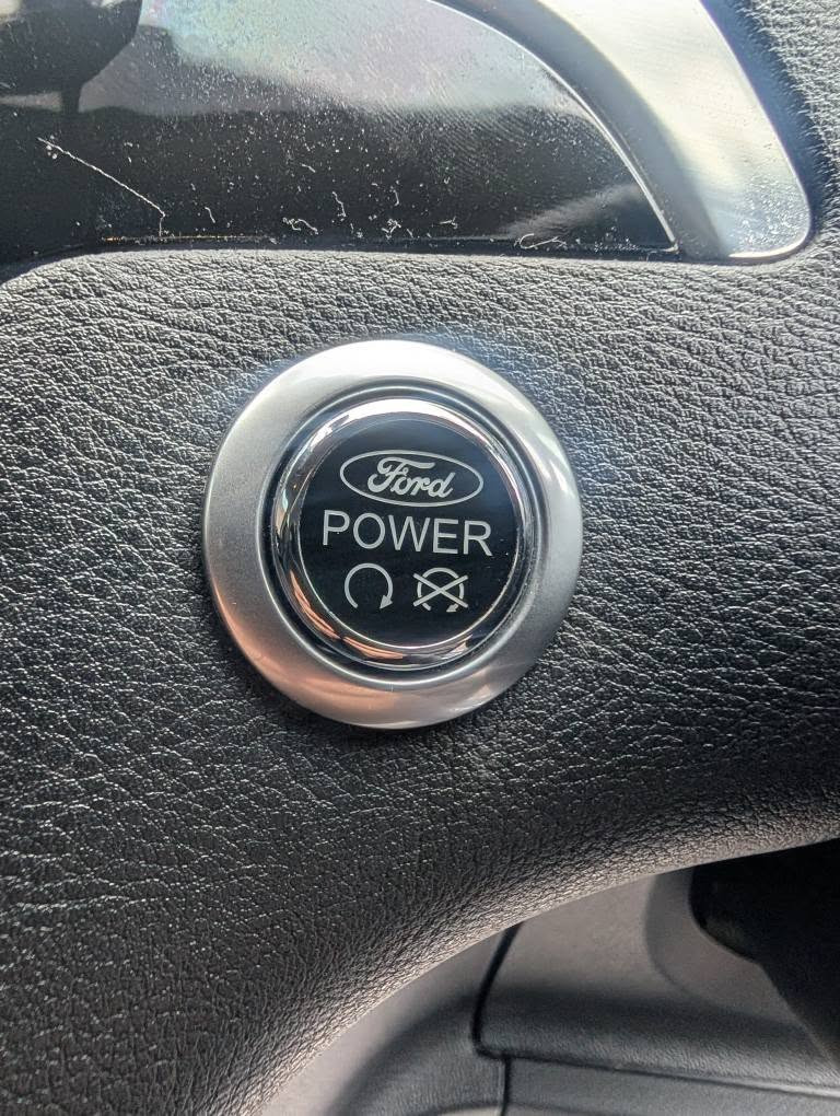 Used Ford S-Max 2014 for sale - 77027872: Photo 25