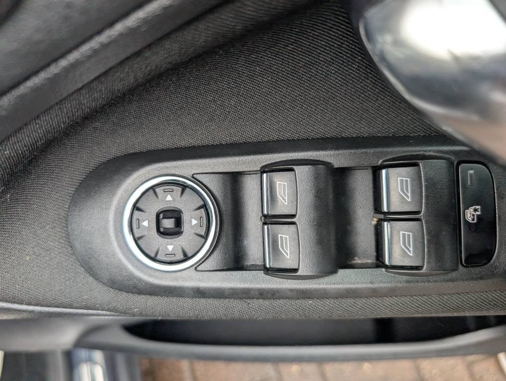 Used Ford S-Max 2014 for sale - 77027872: Photo 29