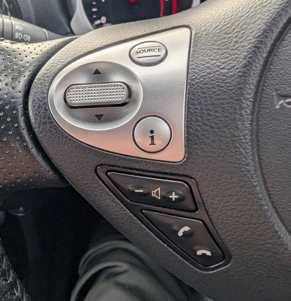 Used Nissan Juke 2016 for sale - 76618661: Photo 22