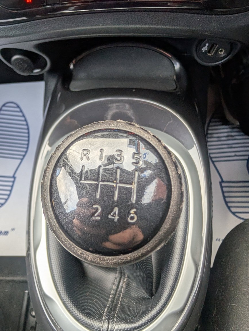 Used Nissan Juke 2016 for sale - 76618661: Photo 27