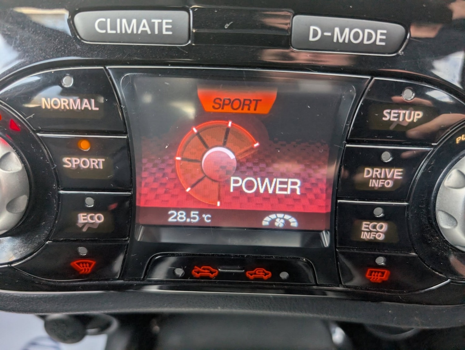 Used Nissan Juke 2016 for sale - 76618661: Photo 31