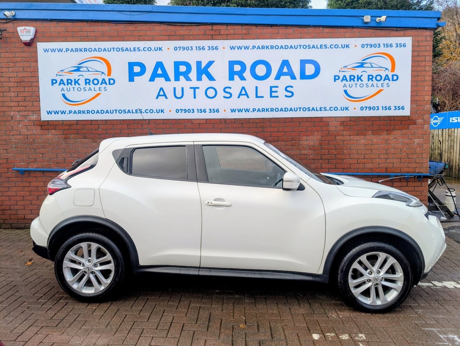Used Nissan Juke 2016 for sale - 76618661: Photo 5