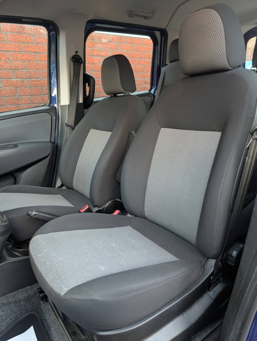 Used Fiat Doblo 2015 for sale - 77008102: Photo 17