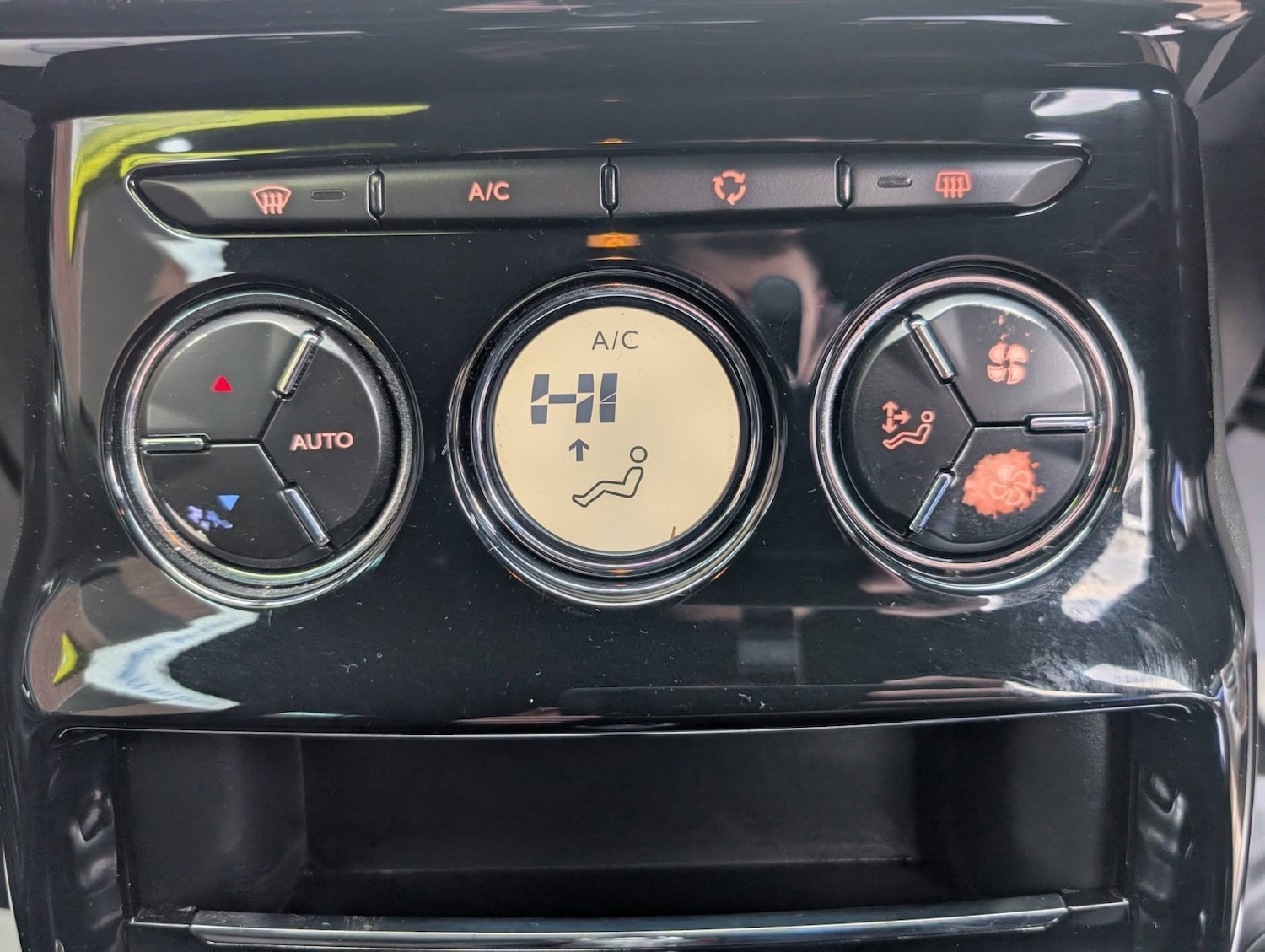 Used DS Automobiles DS 3 2018 for sale - 77065625: Photo 31