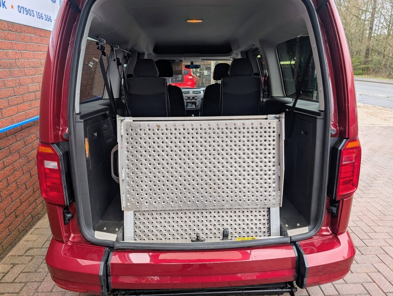 Used Volkswagen Caddy Maxi Life 2018 for sale - 77535972: Photo 15