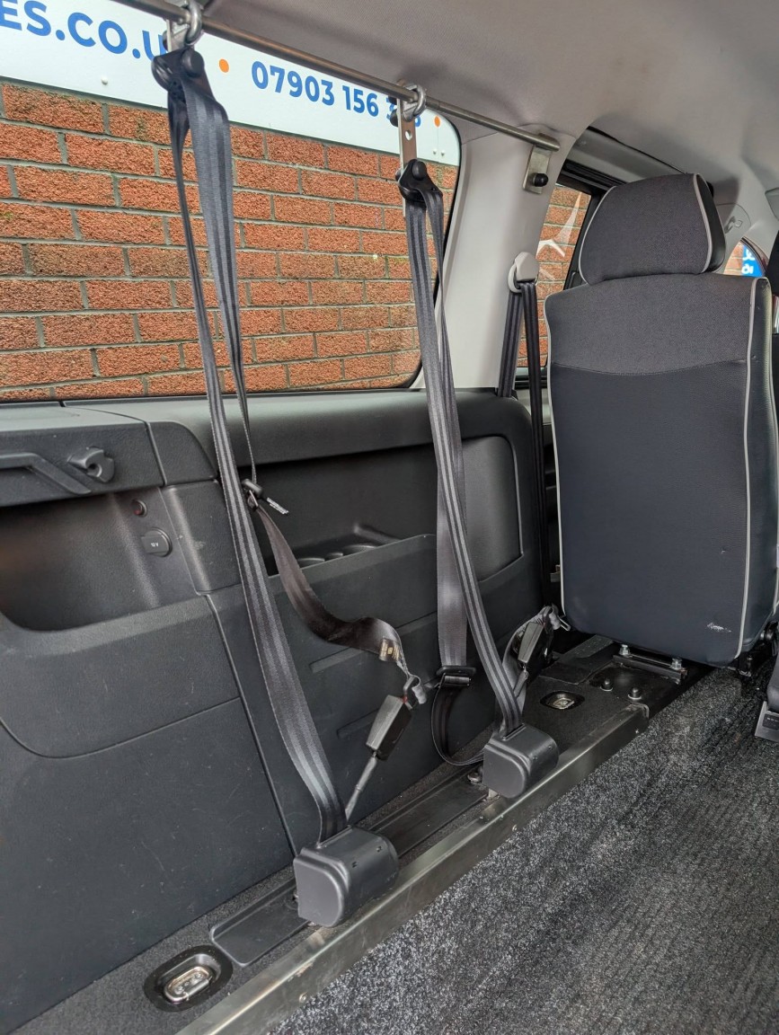 Used Volkswagen Caddy Maxi Life 2018 for sale - 77535972: Photo 23