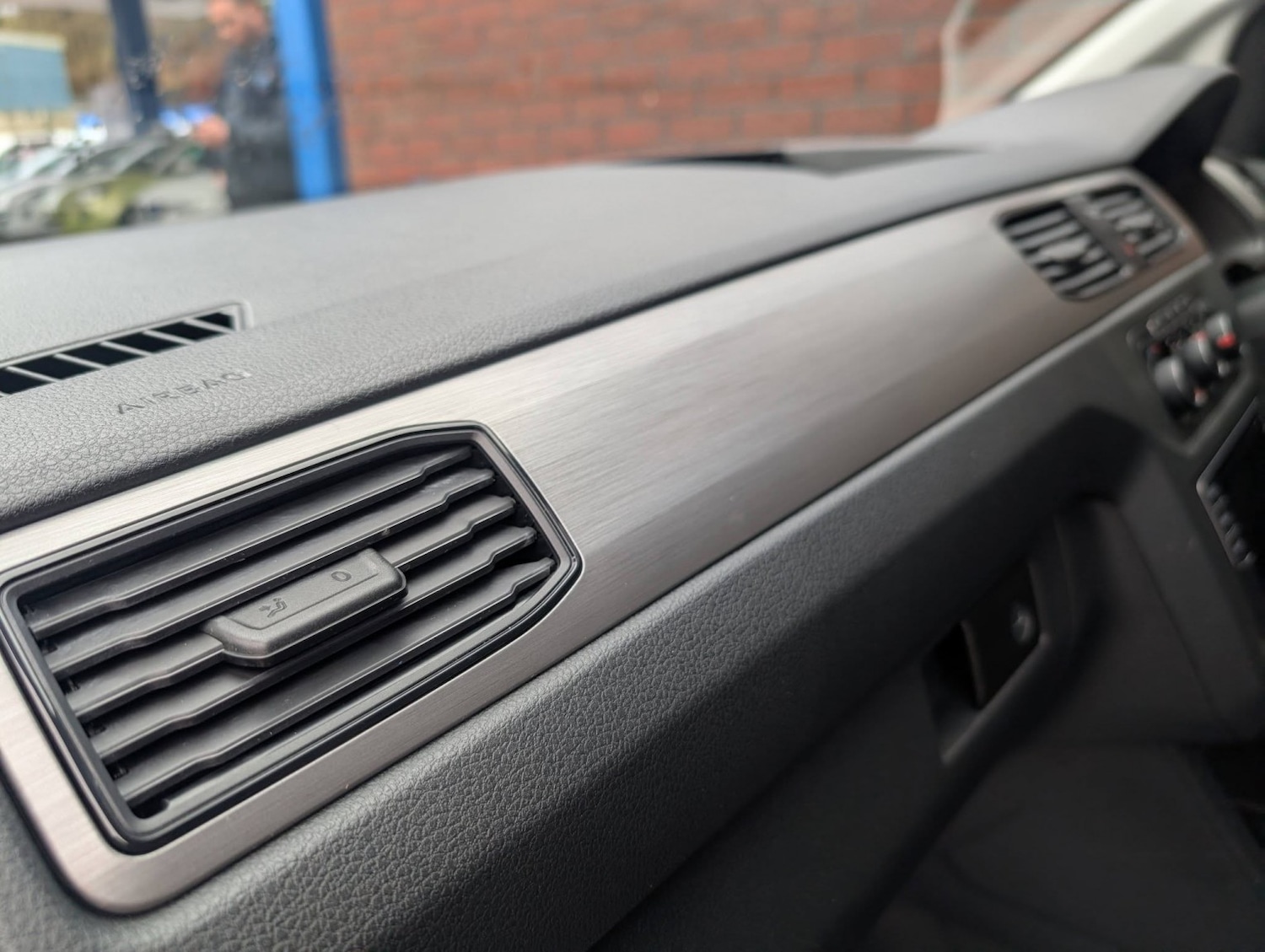 Used Volkswagen Caddy Maxi Life 2018 for sale - 77535972: Photo 40