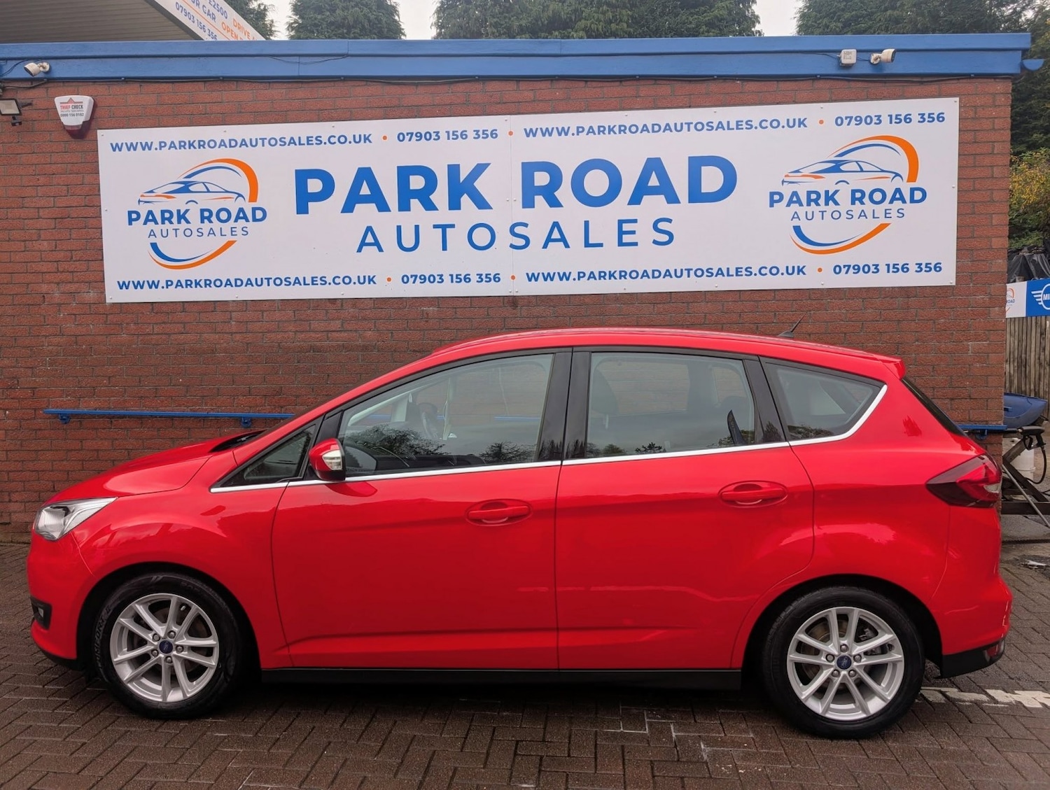 Used Ford C-Max 2017 for sale - 76246226: Photo 5