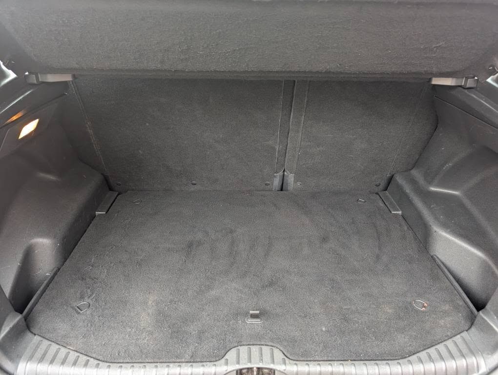 Used Citroen C3 Picasso 2015 for sale - 76794112: Photo 30